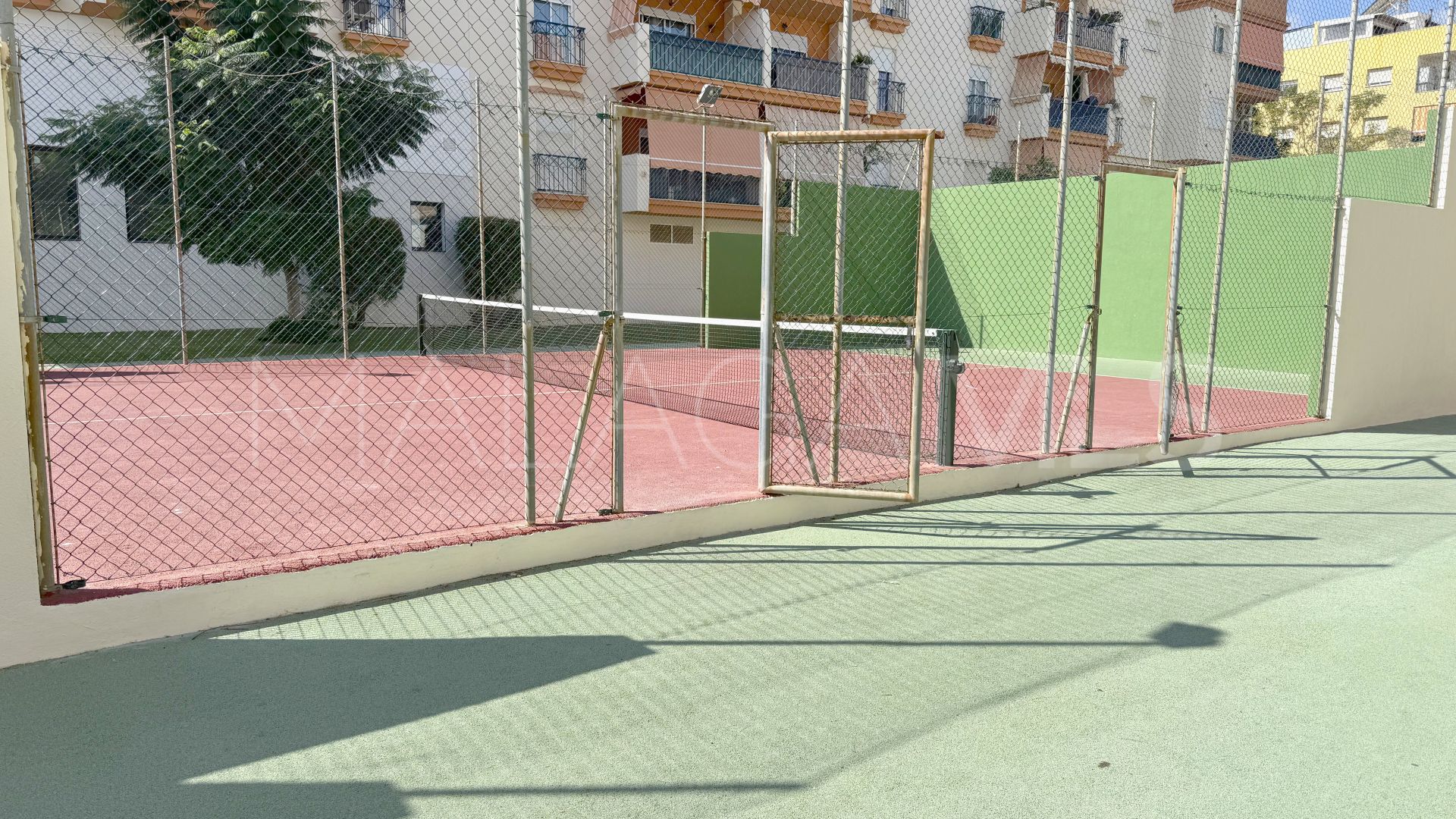 4 bedrooms duplex penthouse in Estepona Centre for sale