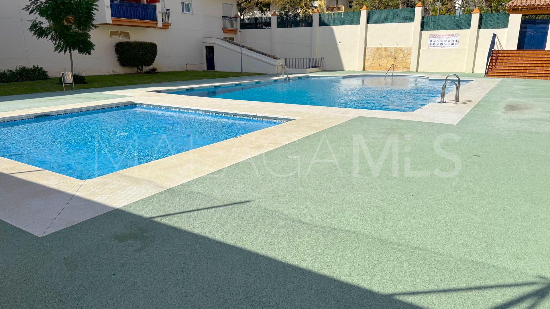 4 bedrooms duplex penthouse in Estepona Centre for sale