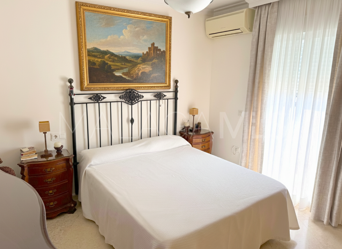 4 bedrooms duplex penthouse in Estepona Centre for sale