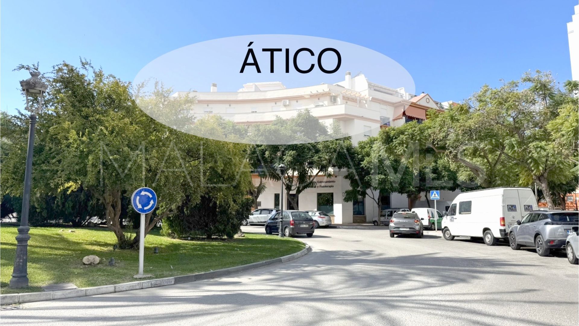 Zweistöckiges penthouse for sale in Estepona Centre