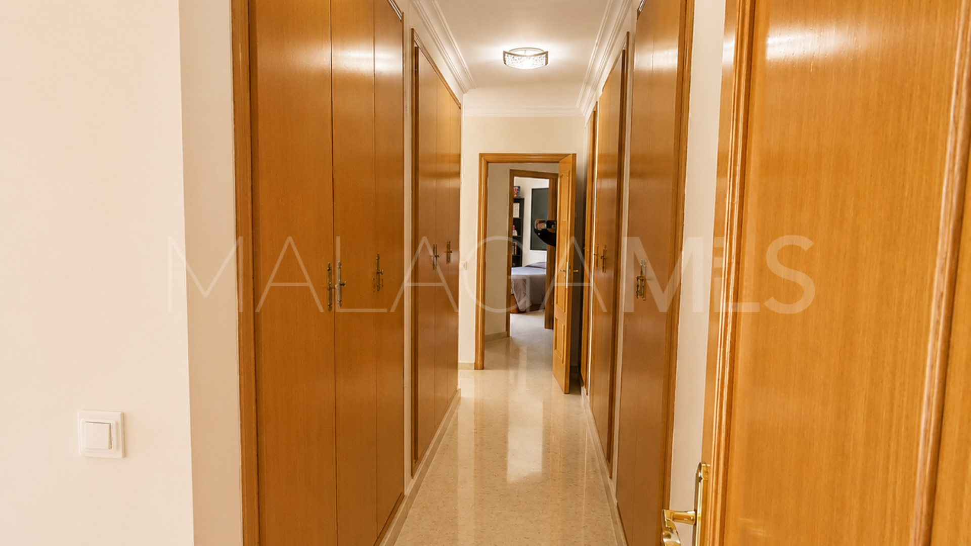 Zweistöckiges penthouse for sale in Estepona Centre