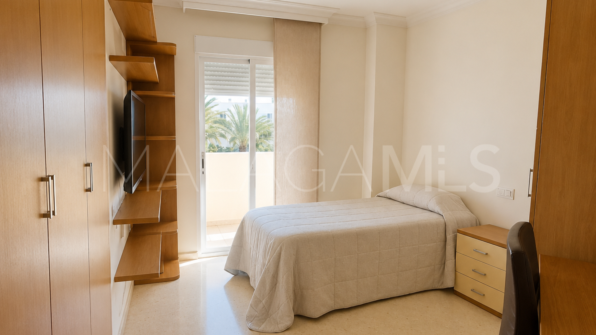 Zweistöckiges penthouse for sale in Estepona Centre