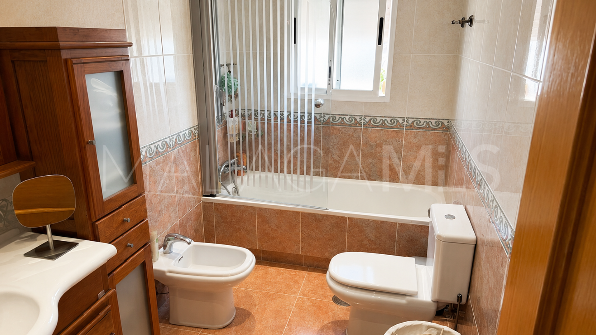 Zweistöckiges penthouse for sale in Estepona Centre