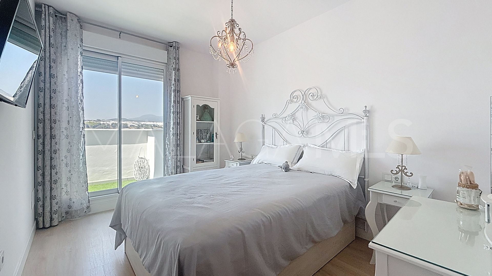 Ático for sale with 3 bedrooms in Estepona Centro