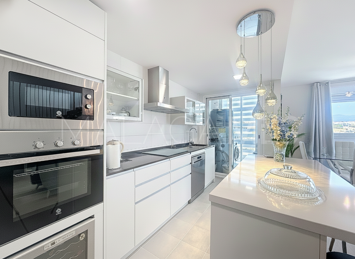 Ático for sale with 3 bedrooms in Estepona Centro