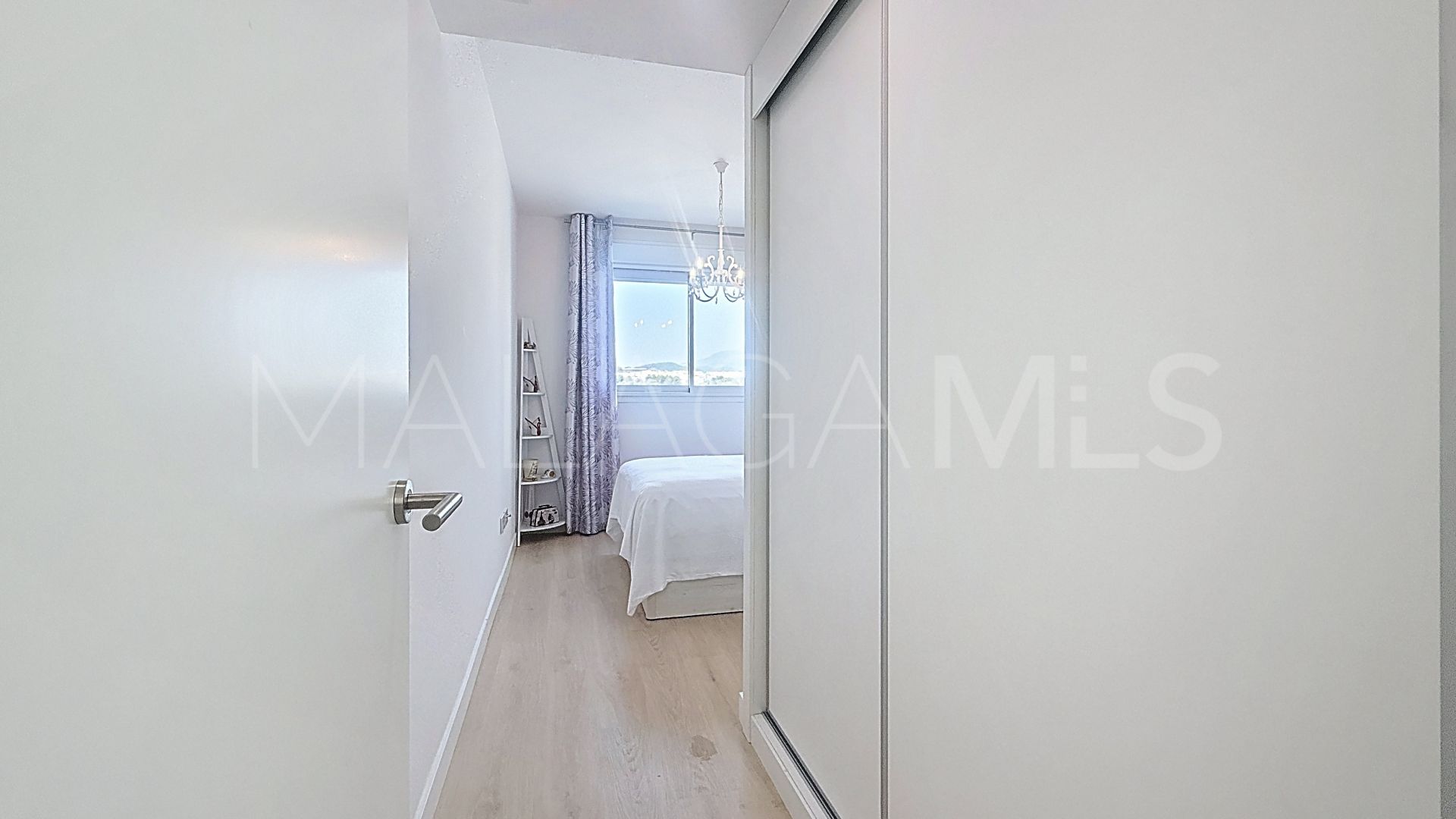 Ático for sale with 3 bedrooms in Estepona Centro