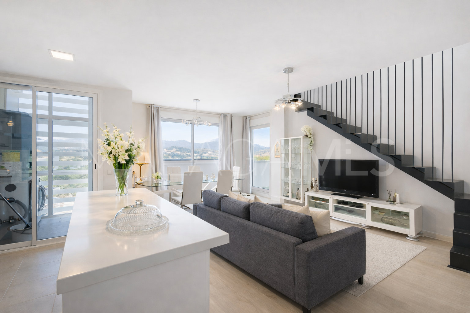 Estepona Centro, Ático de 3 bedrooms a la venta