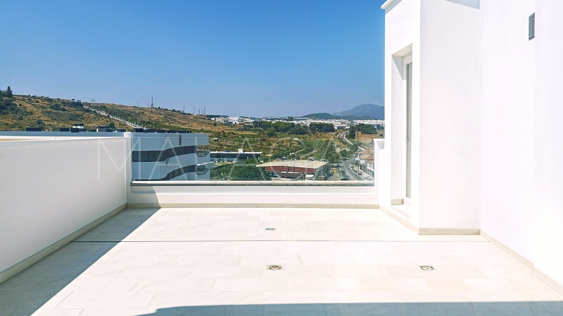 Ático for sale with 3 bedrooms in Estepona Centro