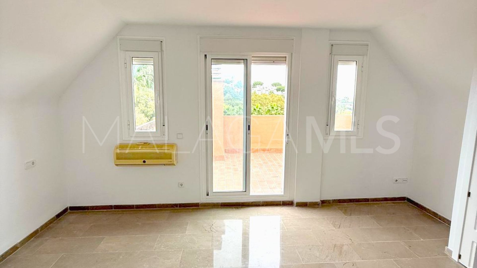 3 bedrooms Bahia de Casares duplex penthouse for sale