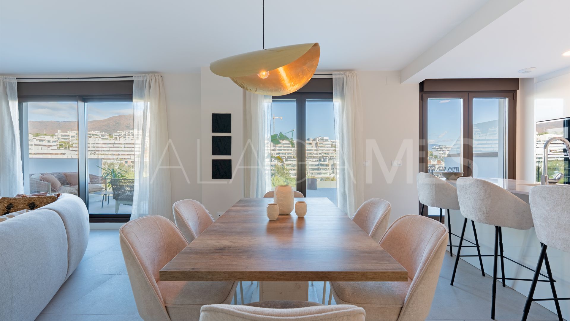For sale penthouse with 3 bedrooms in Las Mesas