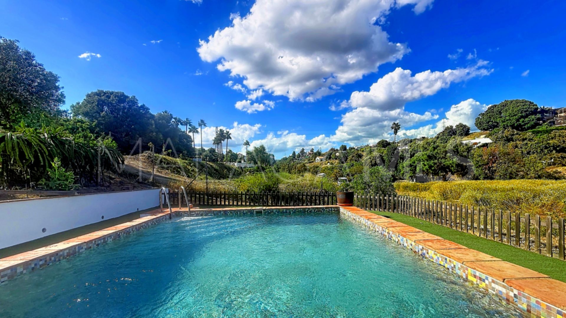 Finca with 3 bedrooms for sale in La Alberdina