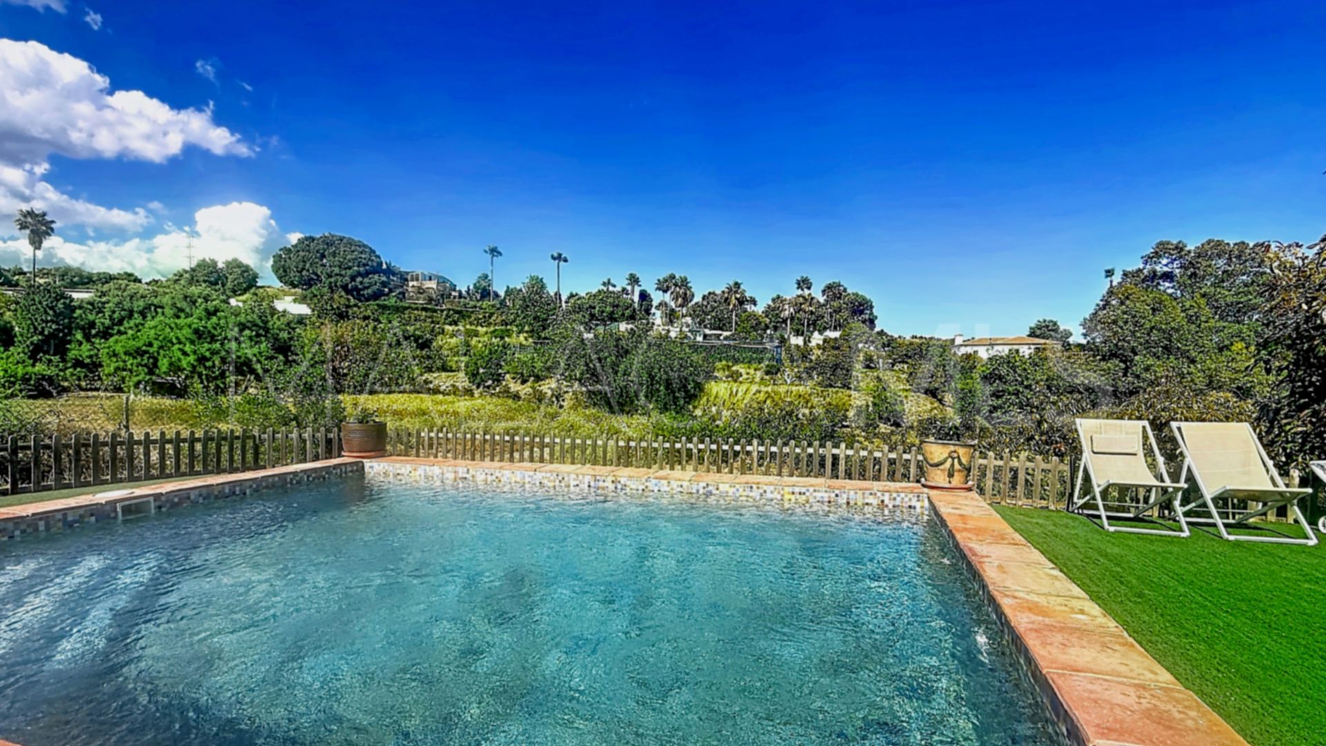 Finca with 3 bedrooms for sale in La Alberdina