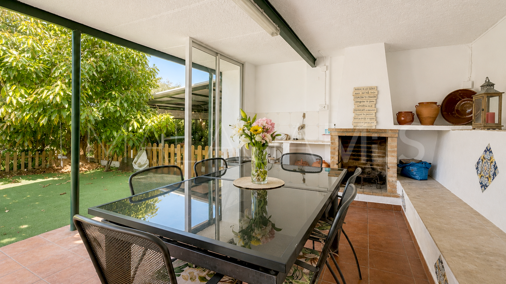 Finca with 3 bedrooms for sale in La Alberdina