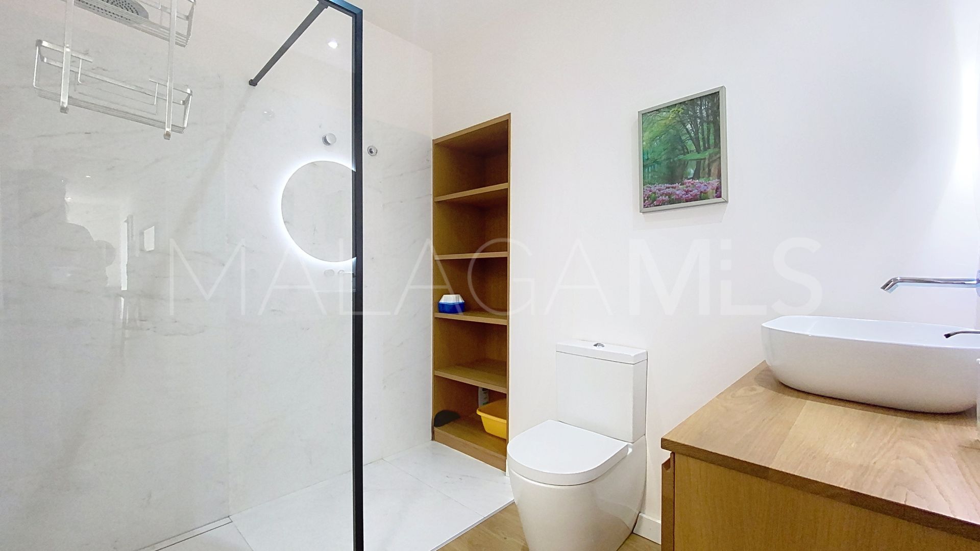 For sale penthouse in Estepona Centre