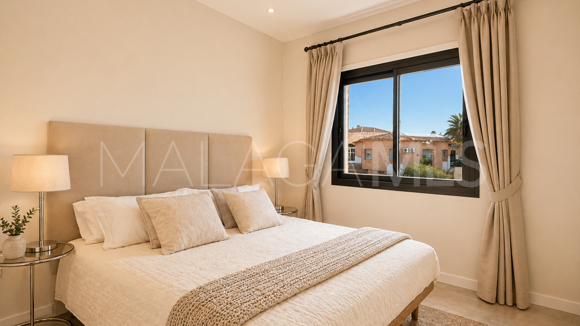 Villa for sale in Mijas Costa