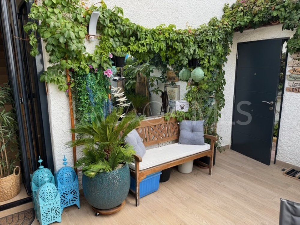 For sale town house in El Pirata with 3 bedrooms