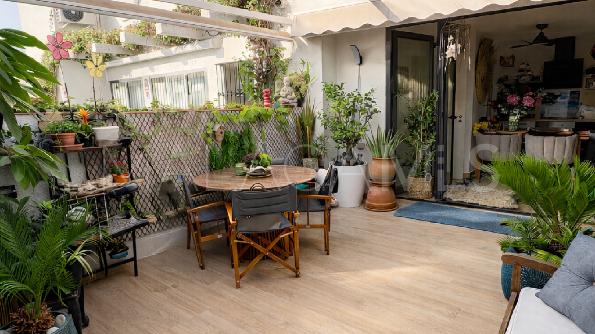 For sale town house in El Pirata with 3 bedrooms