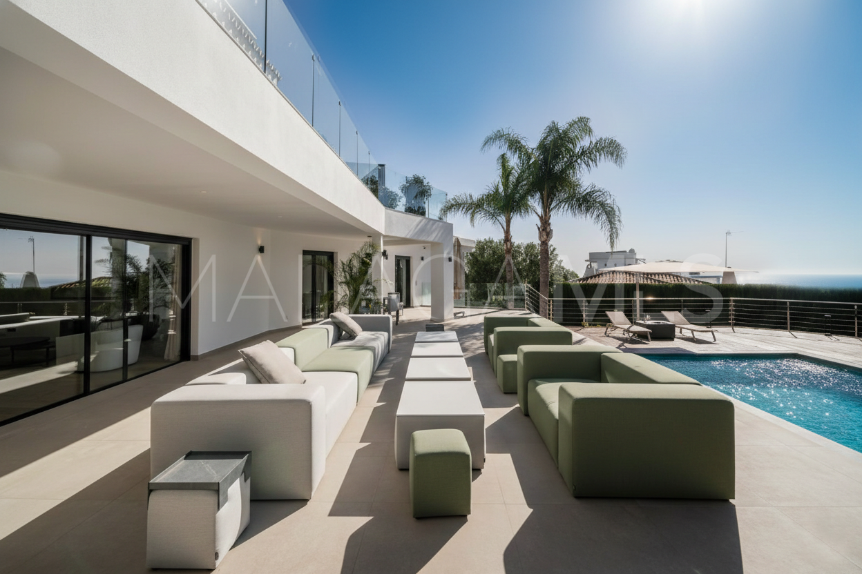 Villa for sale in Sierra Blanca