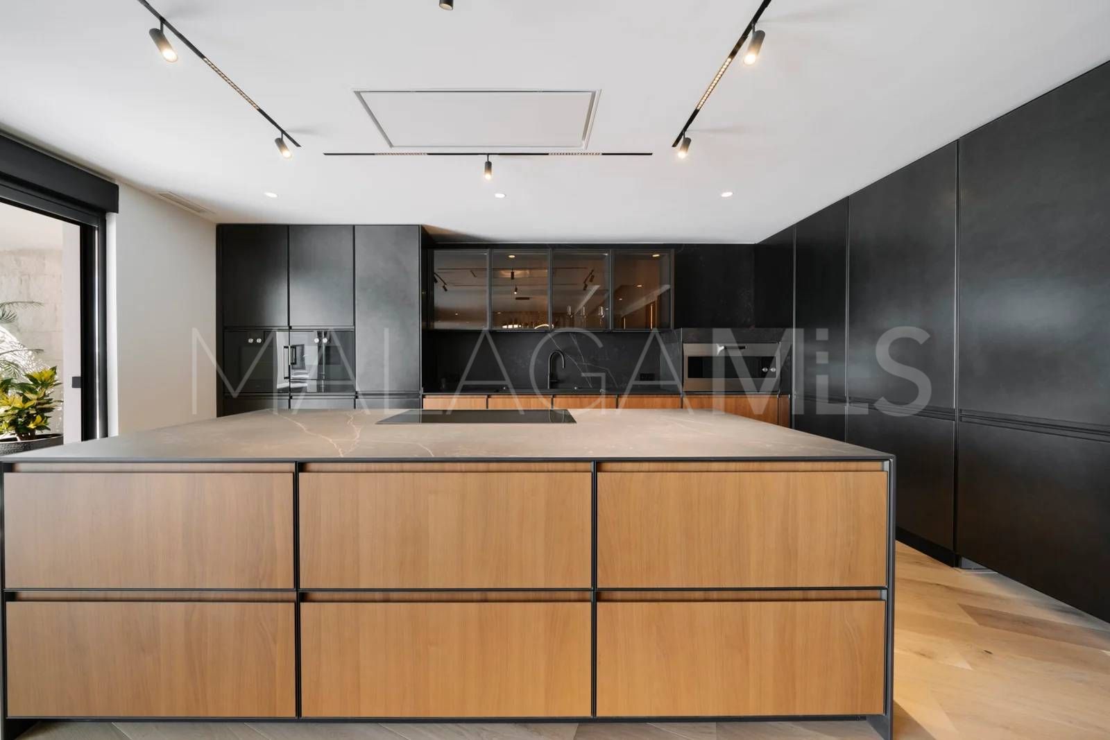 Villa for sale in Sierra Blanca