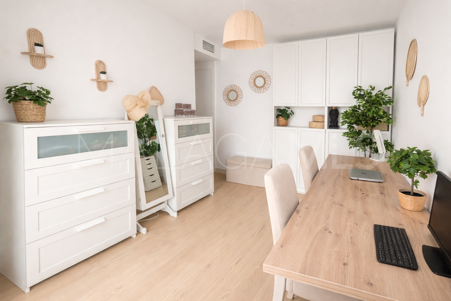 Appartement terrasse for sale in Estepona Centre