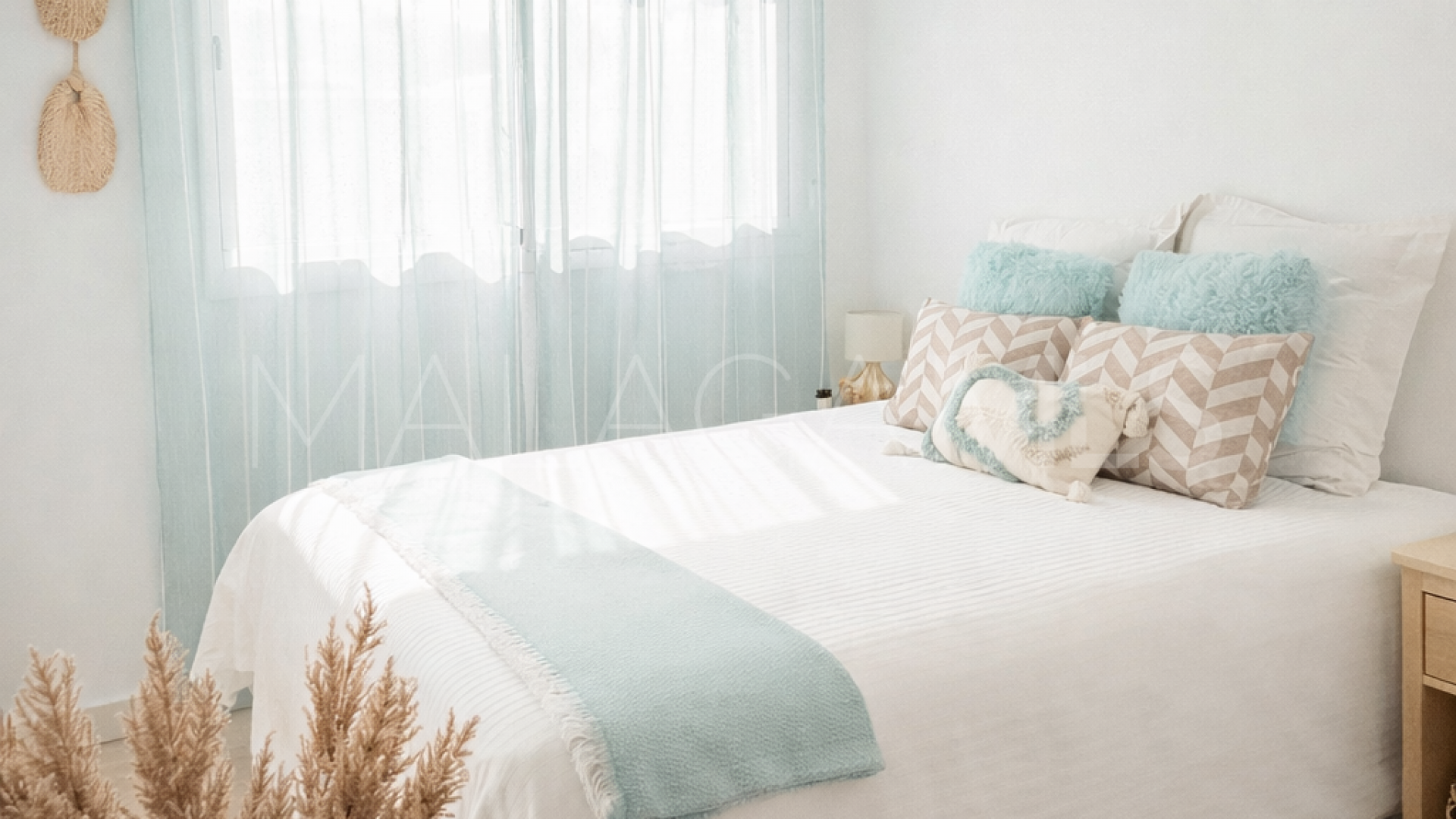 Appartement terrasse for sale in Estepona Centre