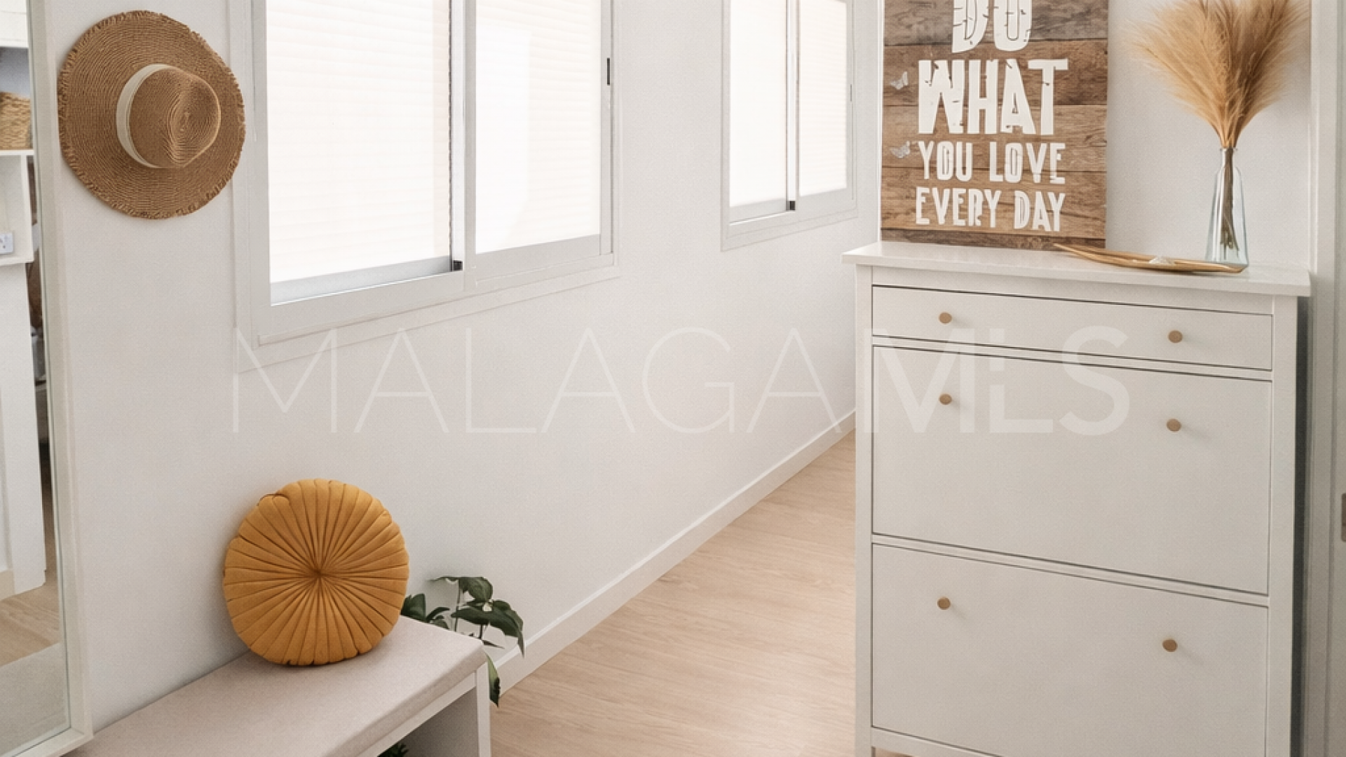 Appartement terrasse for sale in Estepona Centre