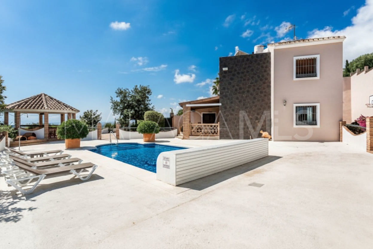 Maison de campagne for sale in Los Reales - Sierra Estepona