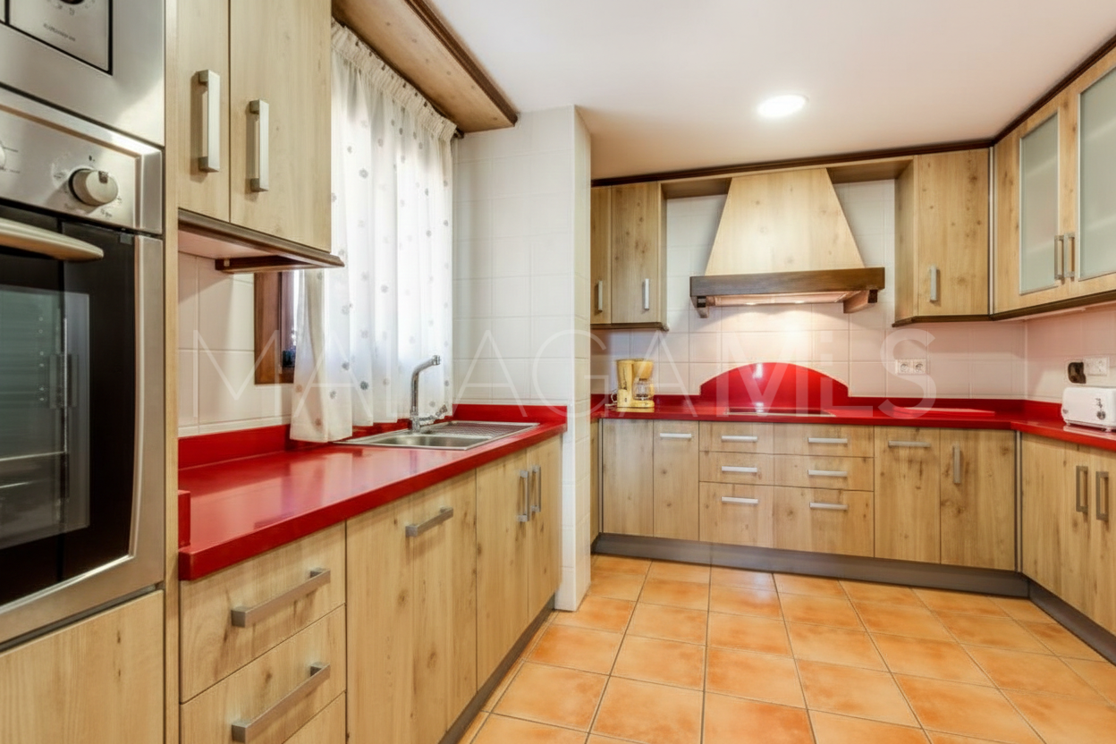 Maison de campagne for sale in Los Reales - Sierra Estepona