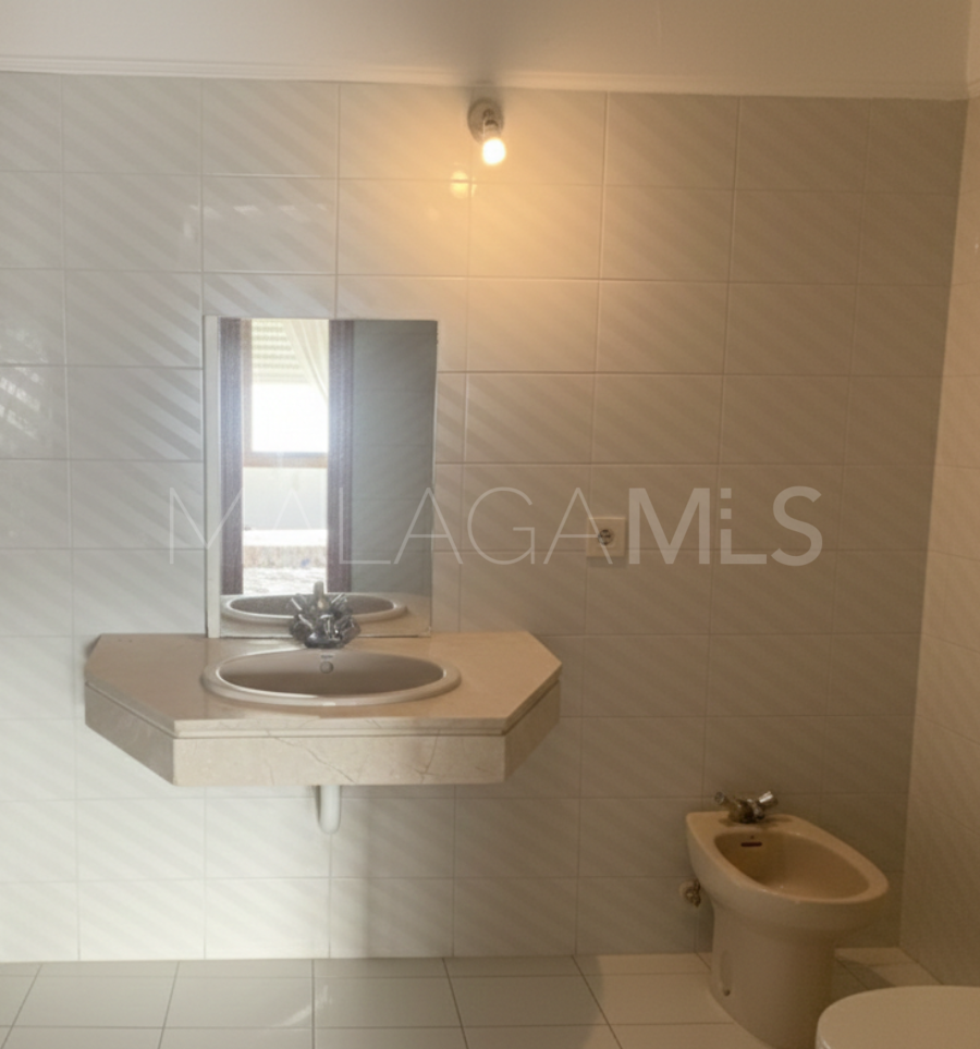 For sale 5 bedrooms town house in Calvario