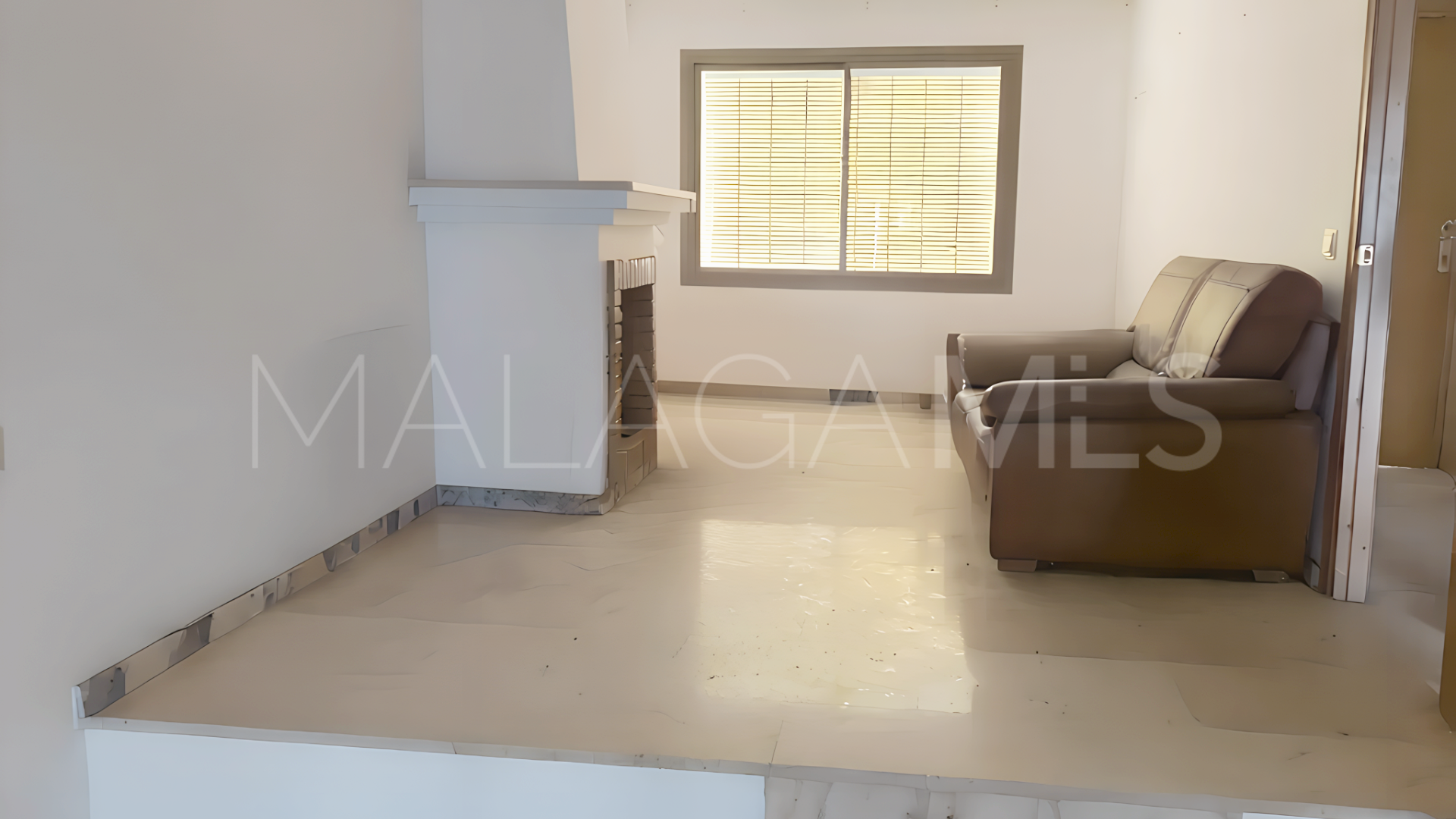 For sale 5 bedrooms town house in Calvario