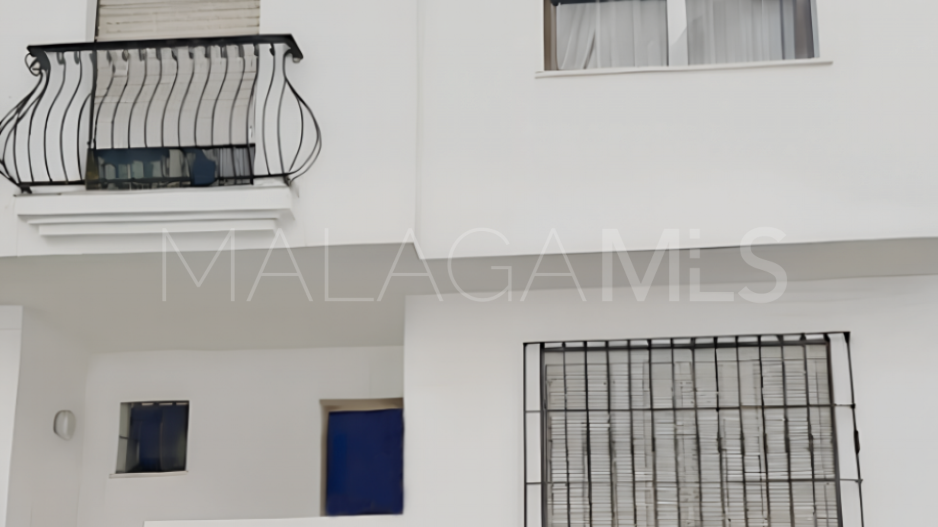 For sale 5 bedrooms town house in Calvario