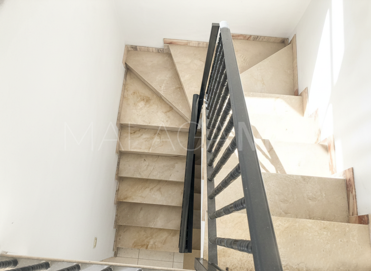 For sale 5 bedrooms town house in Calvario