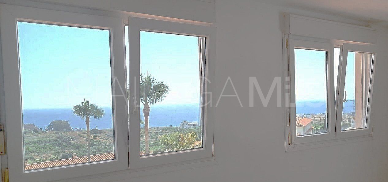 Buy atico duplex in Alcorrín de 3 bedrooms