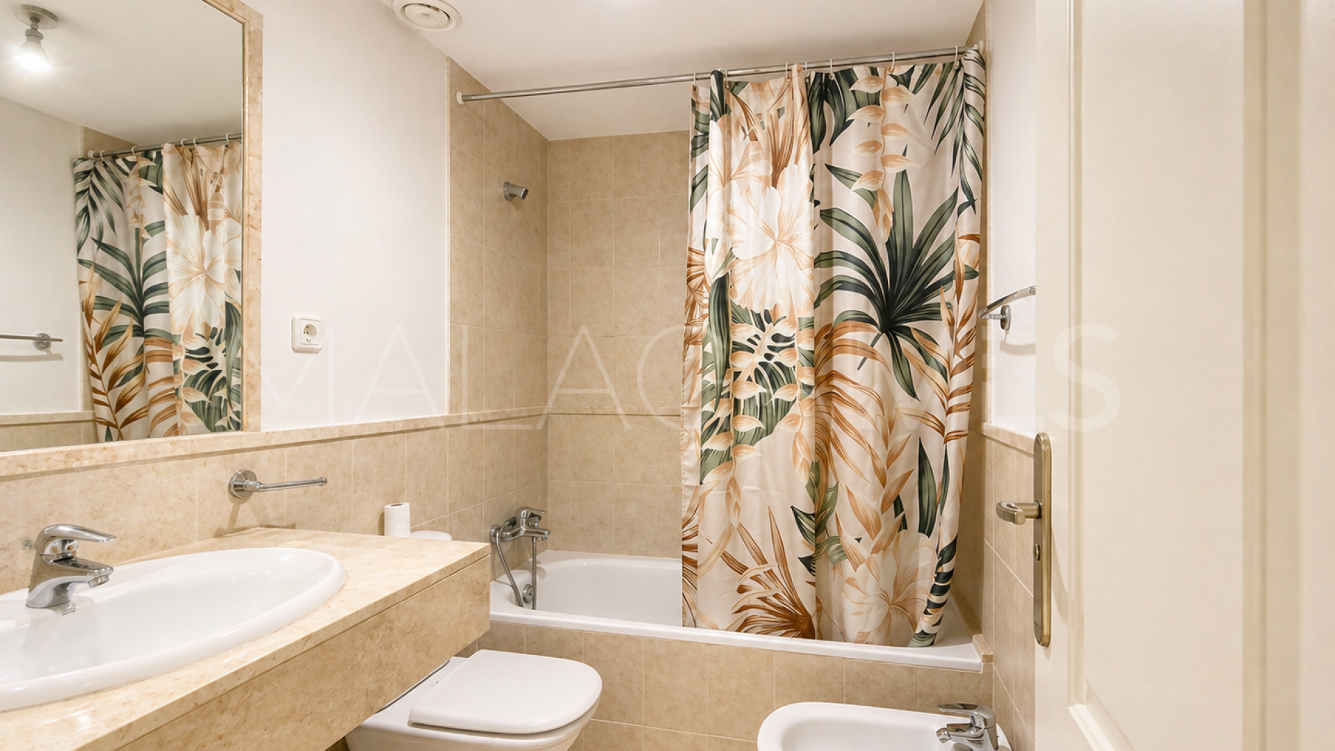 Markplanslägenhet for sale in Costa Galera