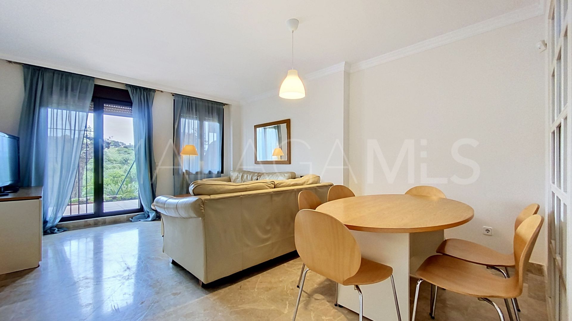 Markplanslägenhet for sale in Costa Galera