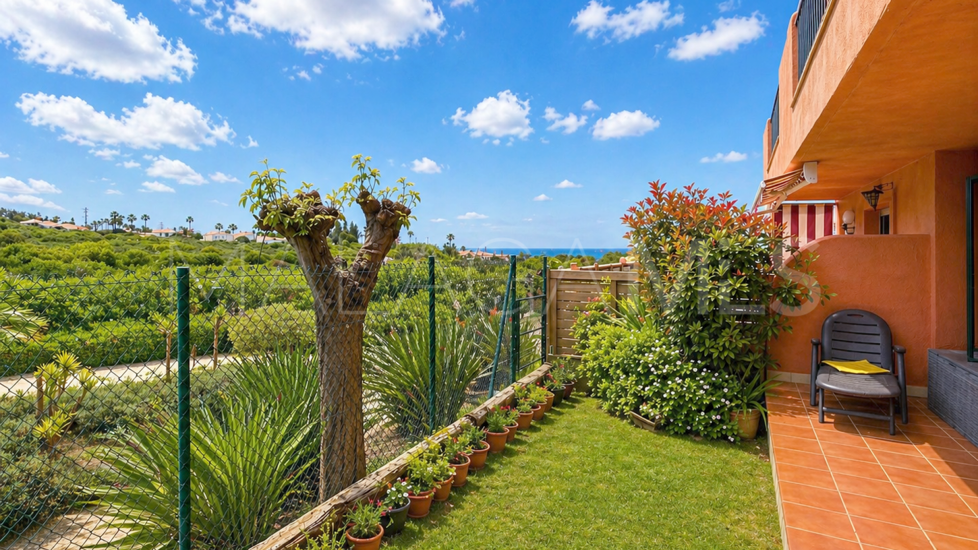 Markplanslägenhet for sale in Costa Galera