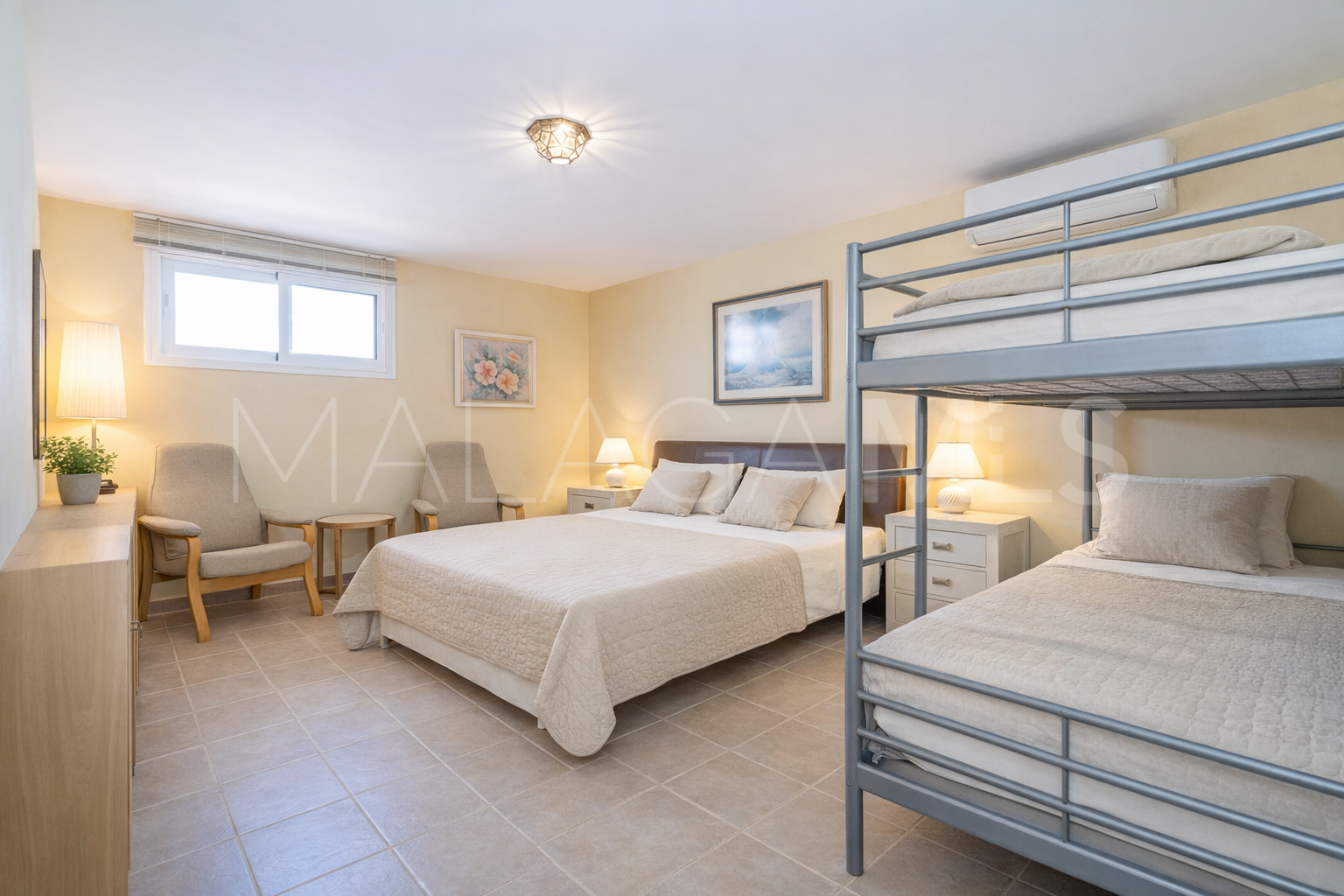 Buy Los Reales - Sierra Estepona finca with 6 bedrooms