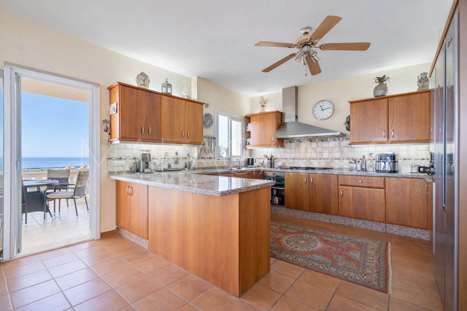 Buy Los Reales - Sierra Estepona finca with 6 bedrooms