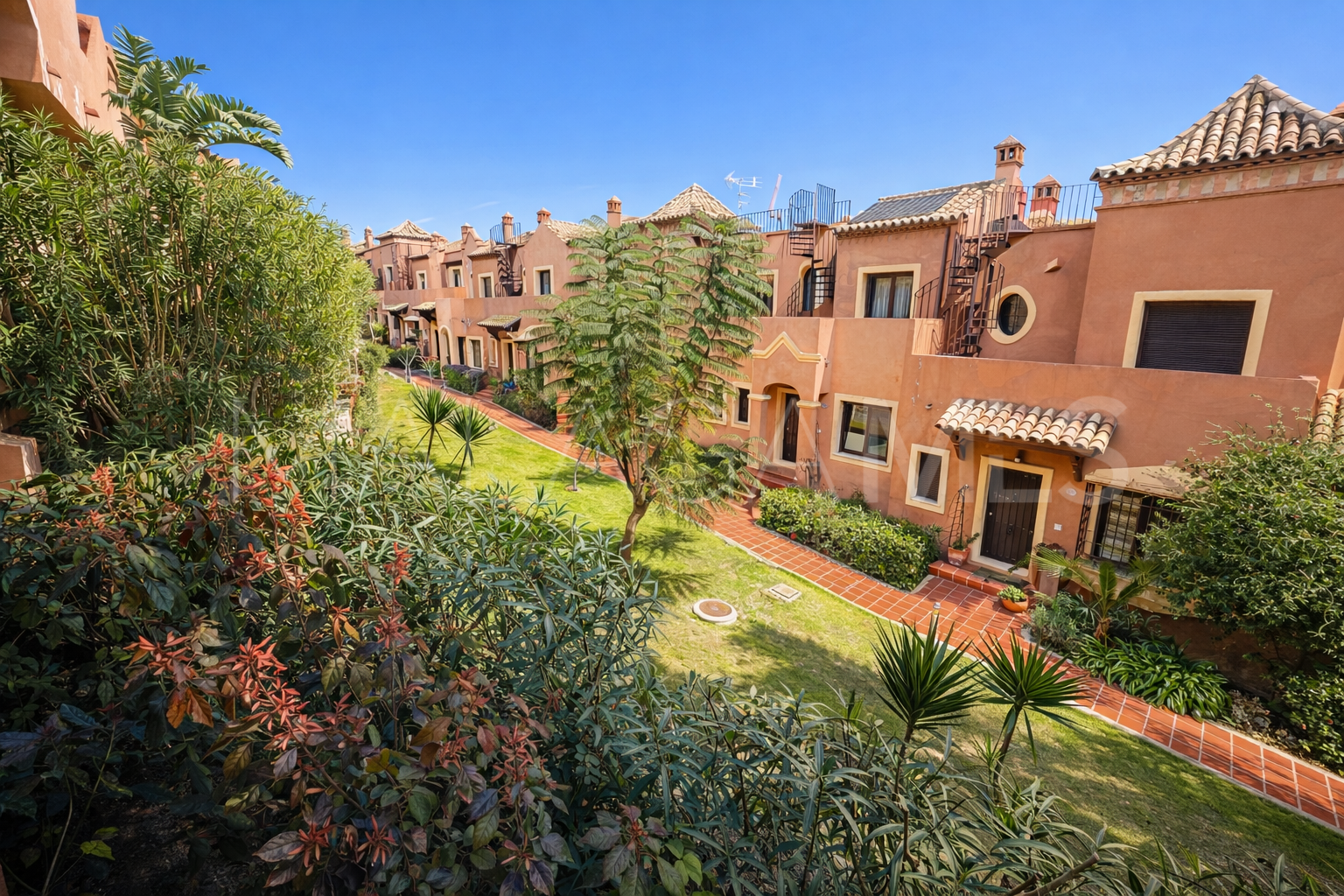 Buy town house in Azata Golf