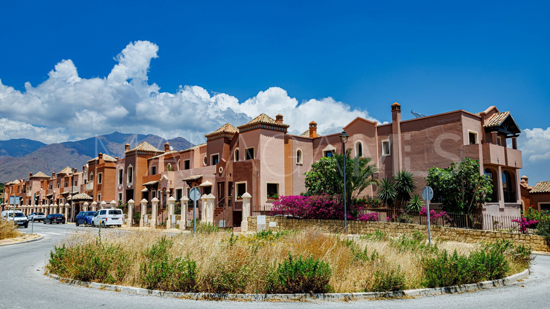 Buy town house in Azata Golf