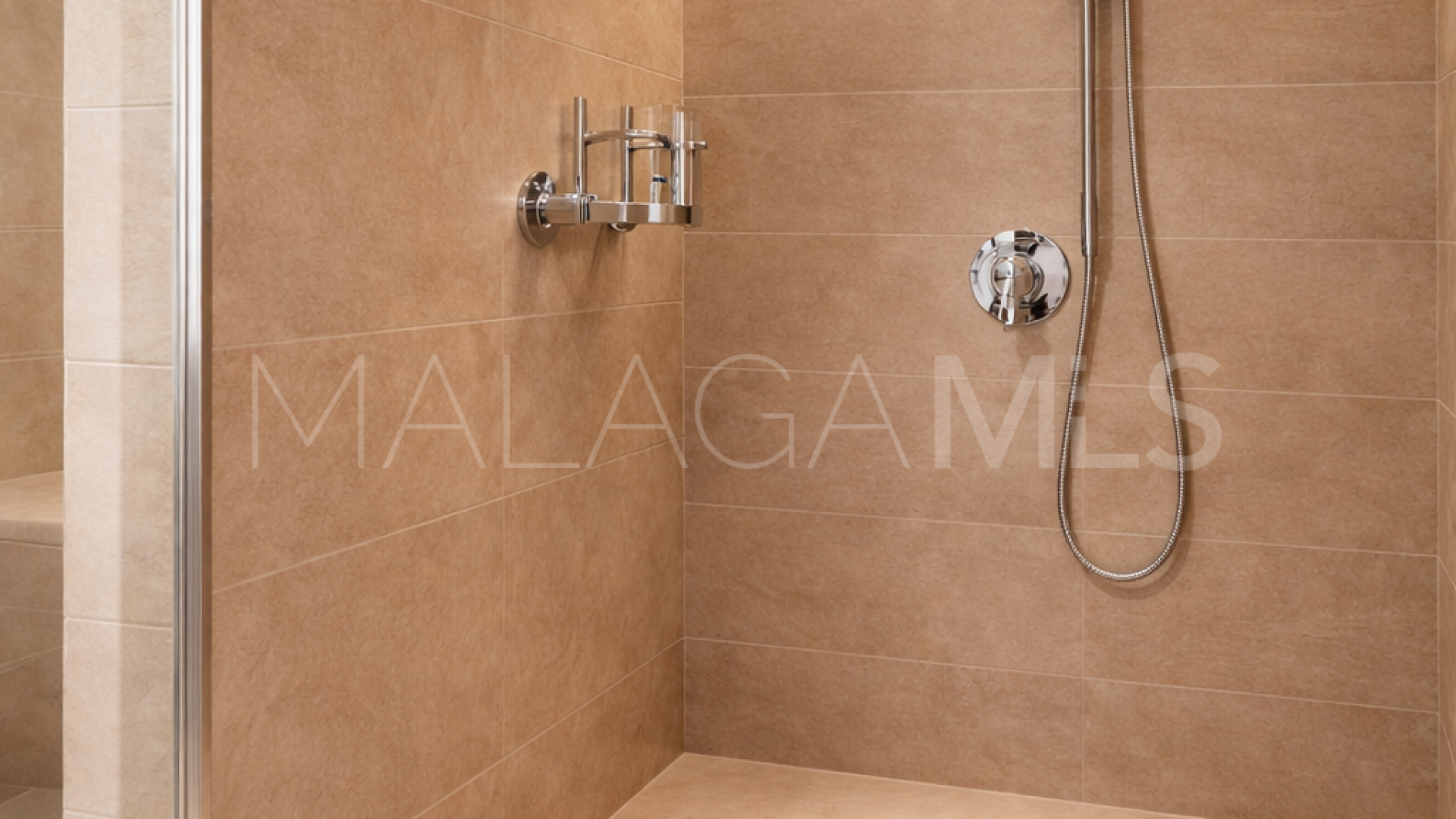 Radhus for sale in Estepona Old Town