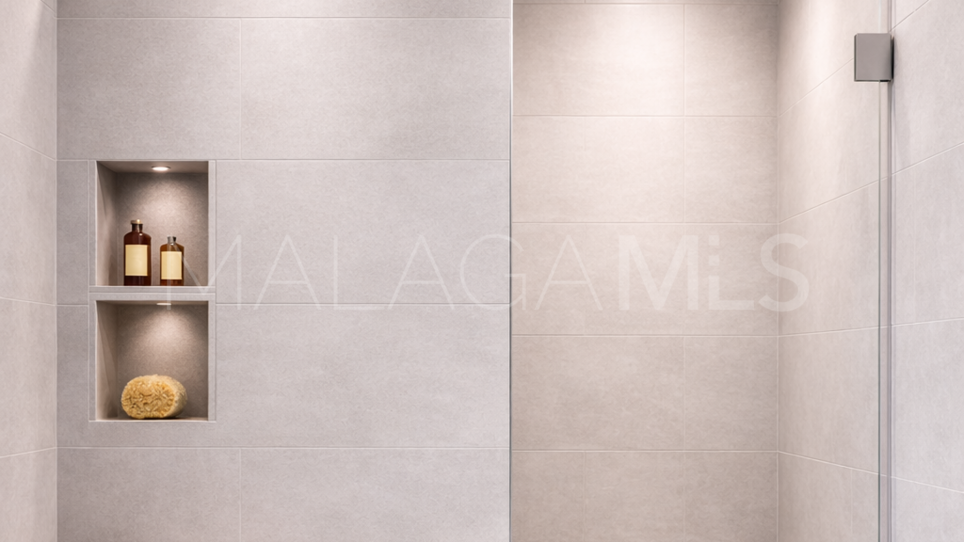 Radhus for sale in Estepona Old Town