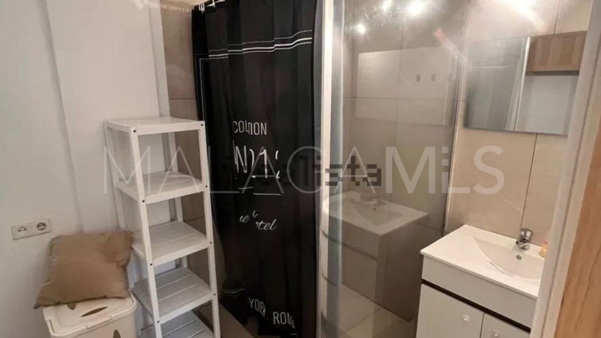 Wohnung for sale in Estepona Puerto