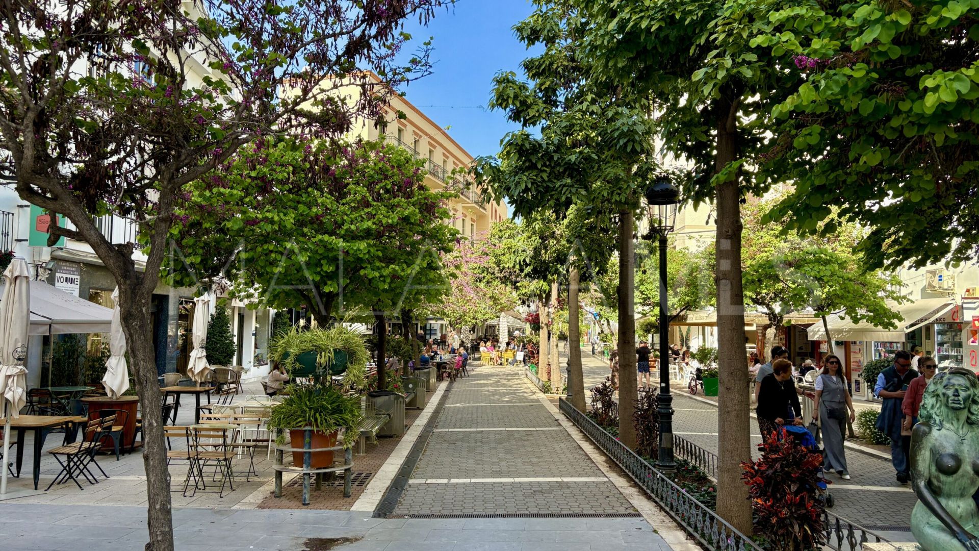 Wohnung for sale in Estepona Puerto