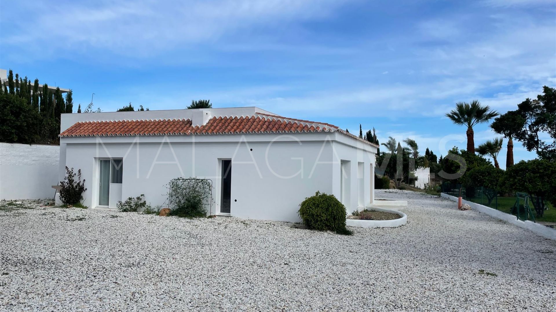 Hus i byn for sale in El Velerin