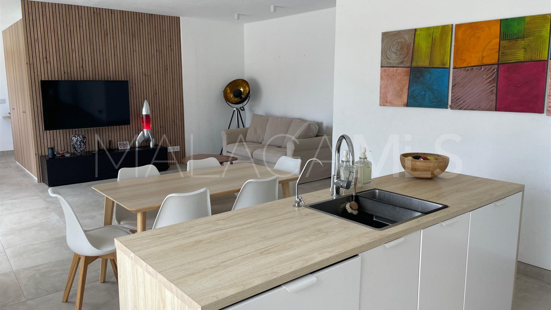Hus i byn for sale in El Velerin