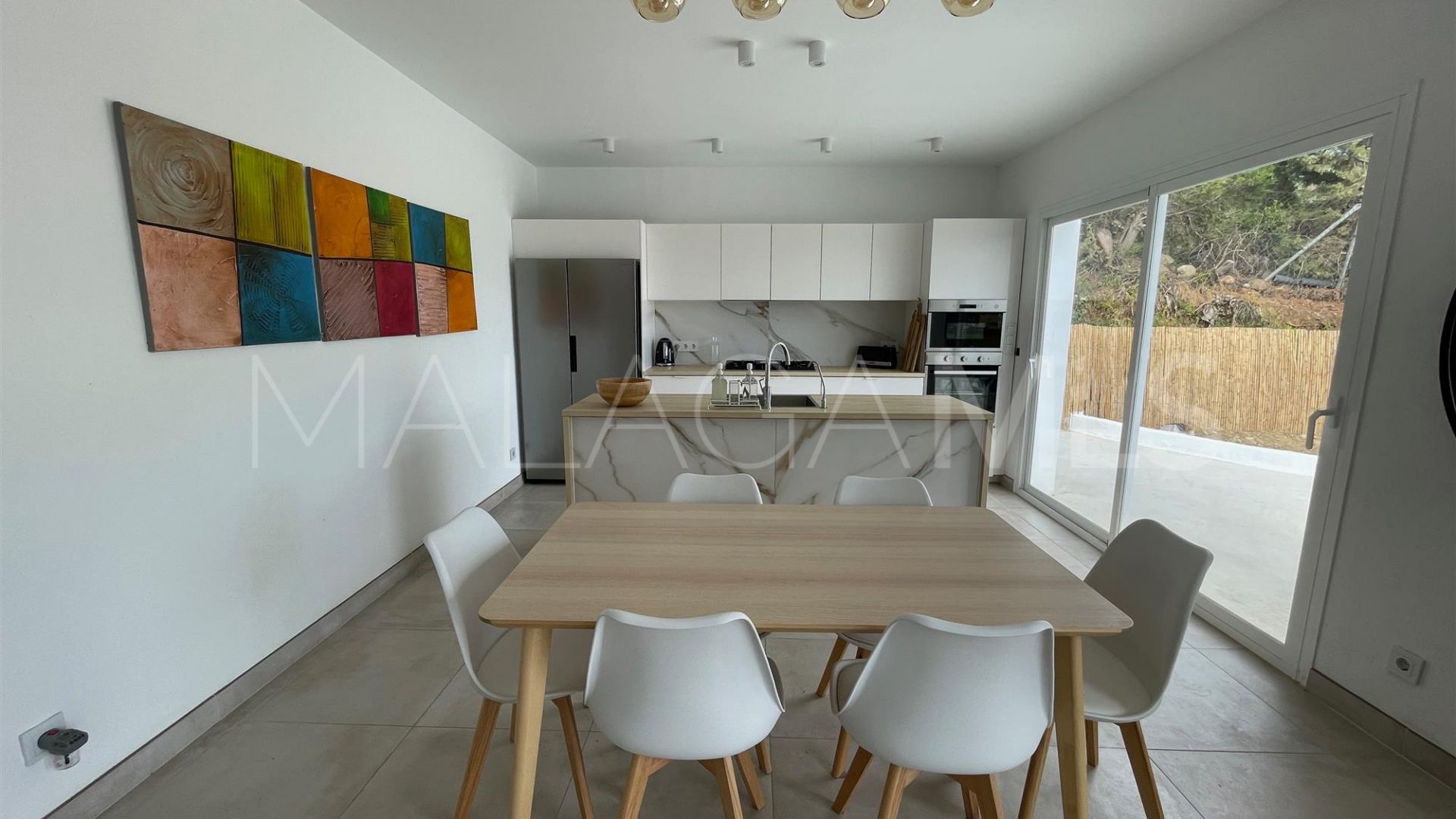 Hus i byn for sale in El Velerin