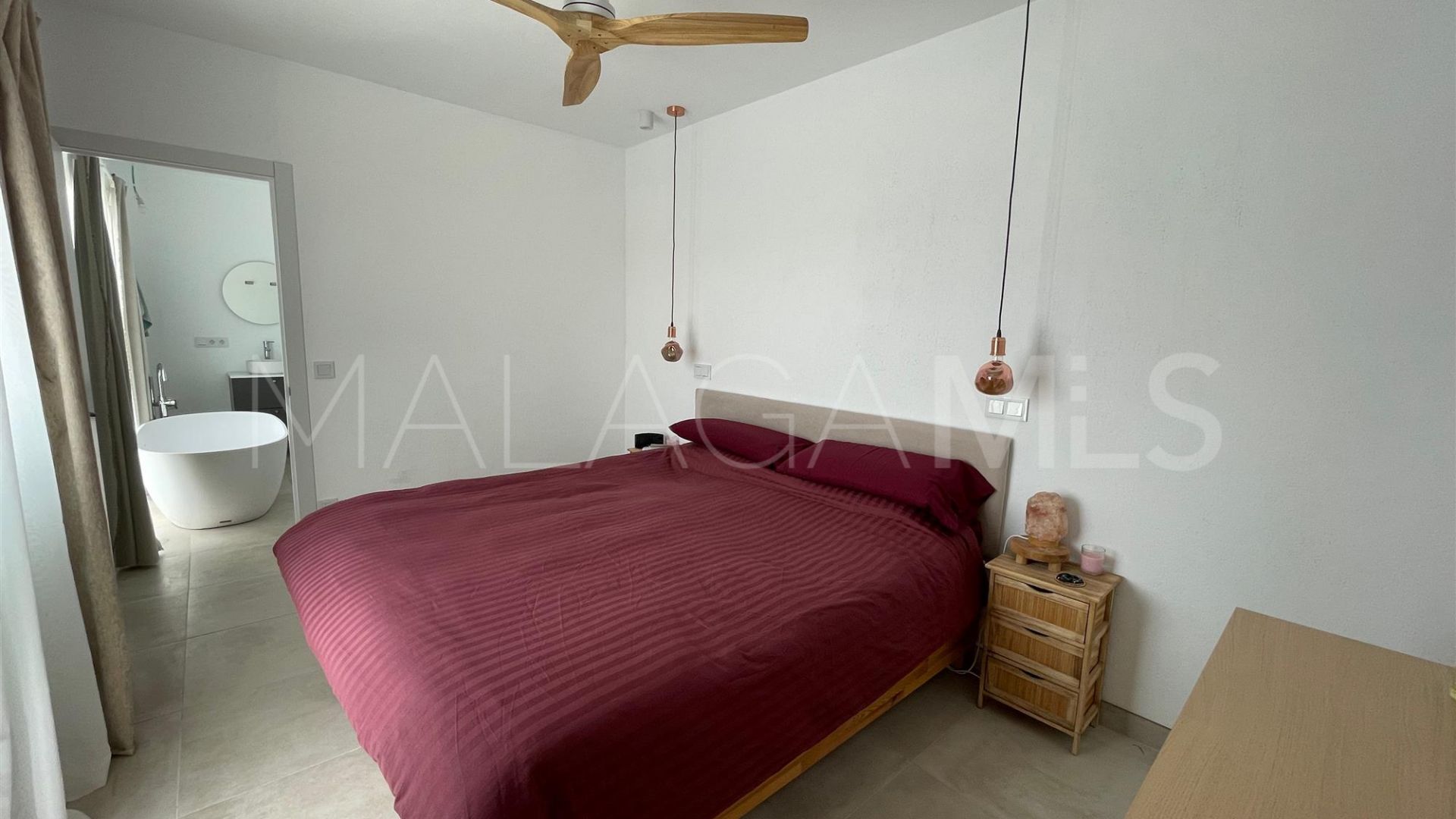 Hus i byn for sale in El Velerin