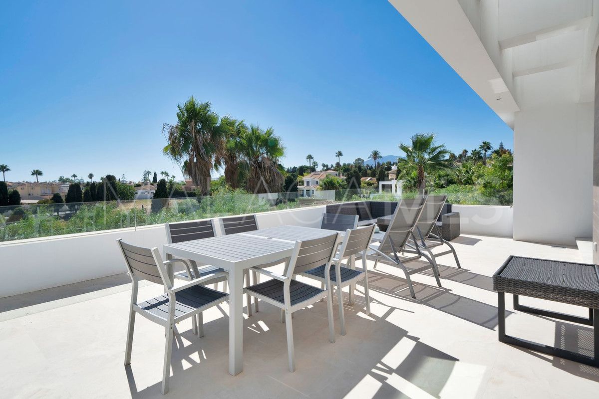 For sale villa with 6 bedrooms in El Paraiso