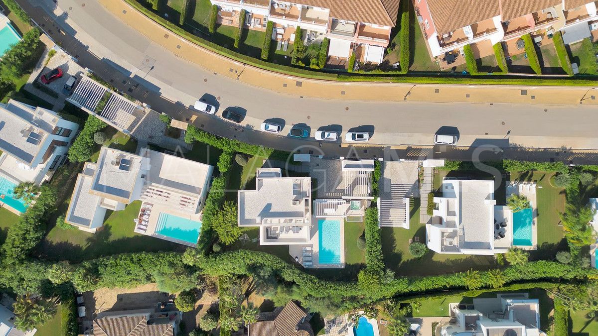 For sale villa with 6 bedrooms in El Paraiso